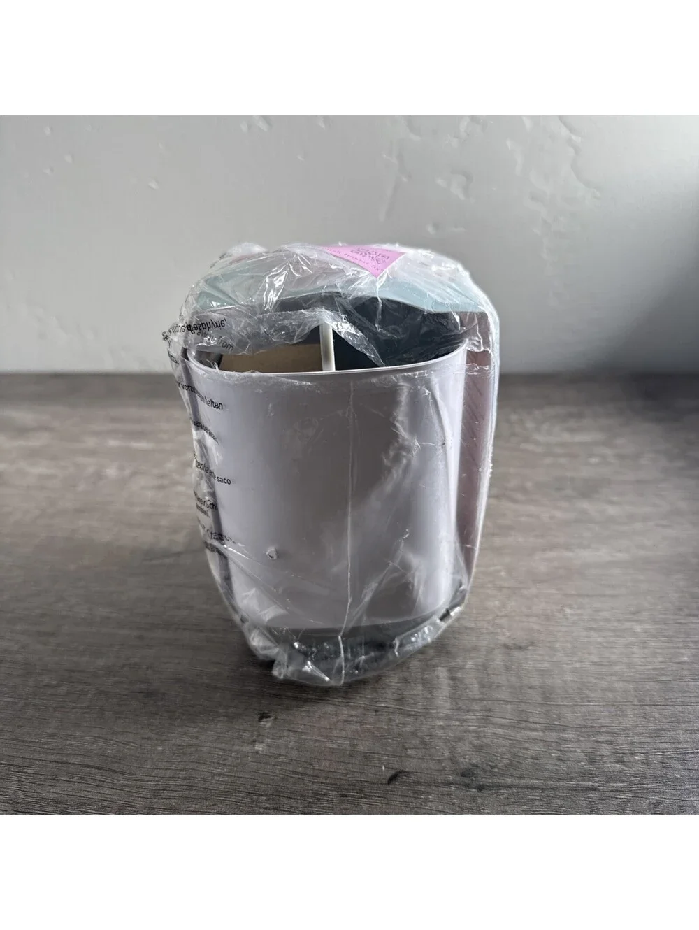 Joseph Joseph Gray/White Plastic Caddy/Razor/Toothbrush Holder
